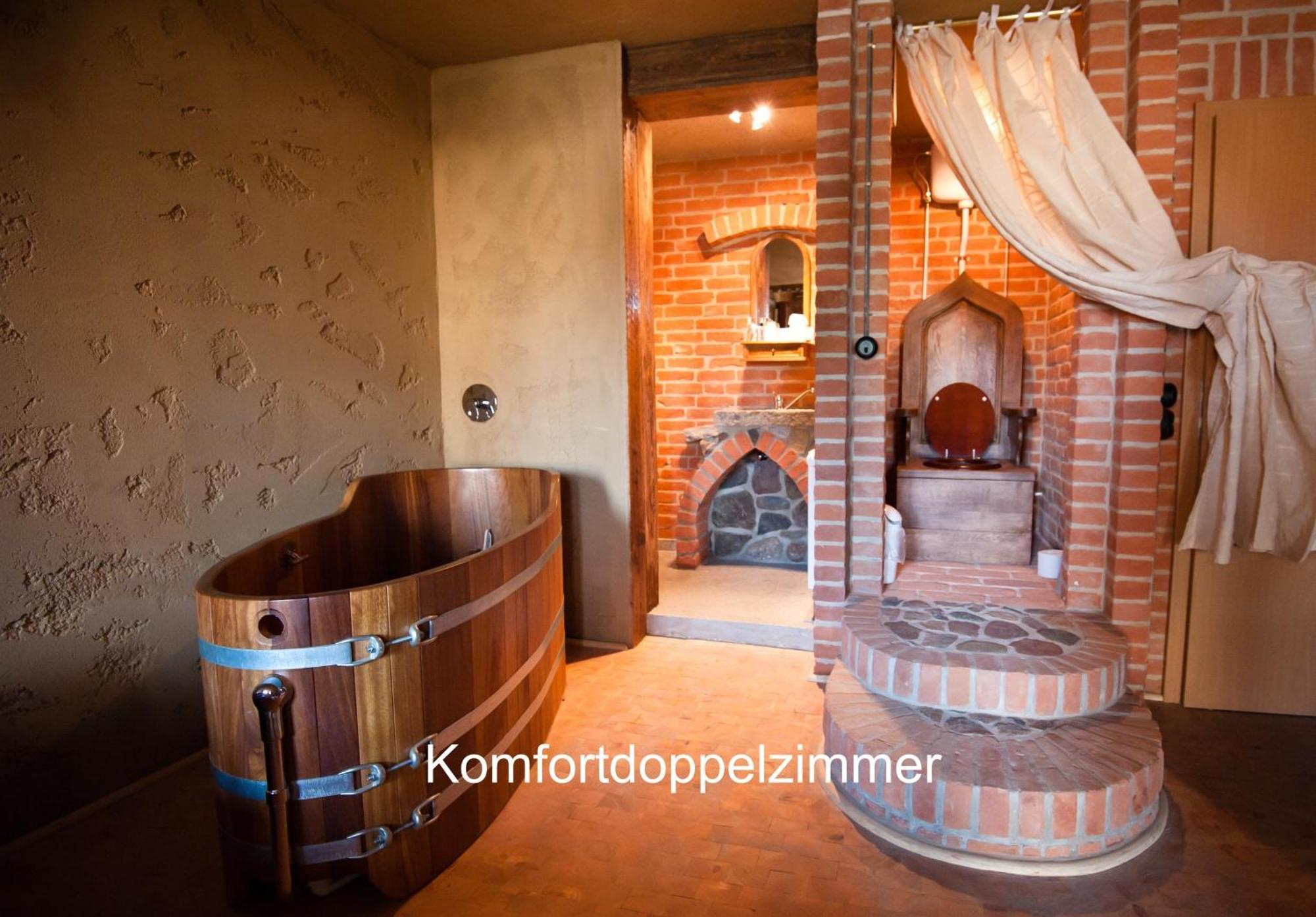 Отель Exempel Schlafstuben Und Quartier Langer Hals Тангермюнде Экстерьер фото